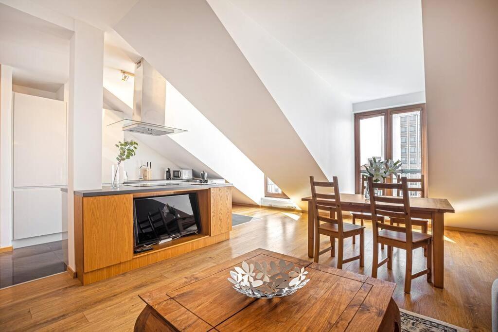 Urbannest Szafarnia 7-71 Gdańsk